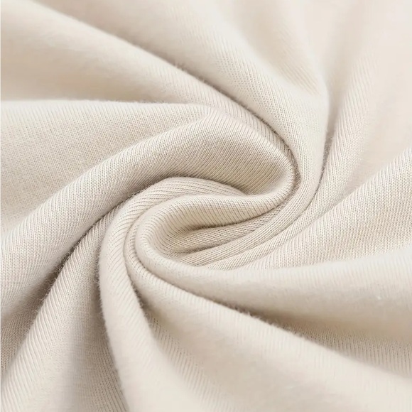 100% Cotton Floral Heart Graphic Tee - Picture 3 of 10